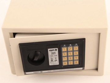 SEJF z zamkiem cyfrowym i na klucz 31x20x20cm 7 kg