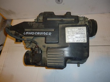 POUZDRO FILTRU VZDUCHU TOYOTA LAND CRUISER