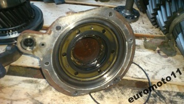 КОРПУС ACTROS MP3 MP2, КРЫШКА ВАЛА СЦЕПЛЕНИЯ