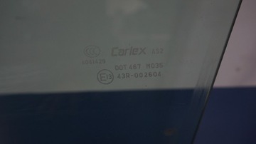 SUBARU TRIBECA SKLO (OKNO) DVEŘNÍ LEVÝ PŘEDNÍ