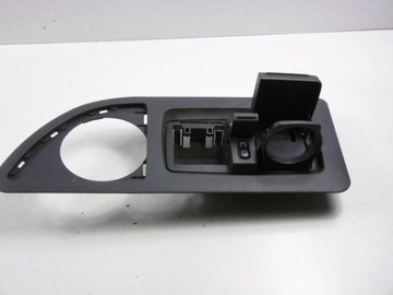 VITO 1 W638 ДЕРЖАТЕЛЬ ПОЛКИ ДЛЯ НАПИТКОВ ЗАДНИЙ СПРАВА