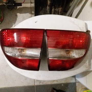 SVĚTLA ZADNÍ VOLVO V40