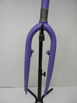 ВИЛКА 26 ДЮЙМОВ ФИОЛЕТОВАЯ ДИНАМО НОВАЯ (XW72)