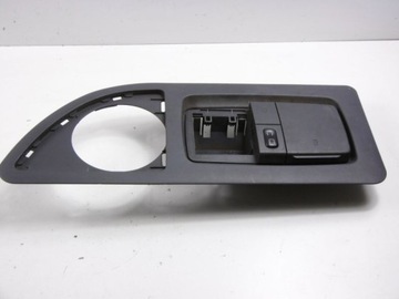 VITO 1 W638 ДЕРЖАТЕЛЬ ПОЛКИ ДЛЯ НАПИТКОВ ЗАДНИЙ СПРАВА