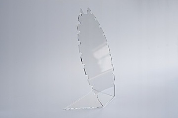 Подставка для украшений из прозрачного оргстекла БИЗ-02