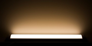 2x Накладной светодиодный светильник 50 Вт с люминесцентной панелью 150 см