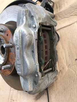 TOYOTA HILUX ZACISK HAMULCOWY LEWY PRAWY 16-