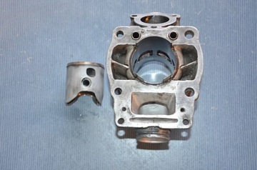 цилиндр поршень suzuki rm 125 85 год F 108