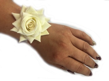 COTILION №40 БОЛЬШИЕ ЭКРУ РОЗЫ КРЕМОВЫЙ COTILION HAND