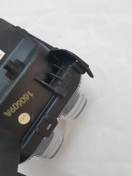 HALOGEN LEVÝ KIA SPORTAGE GT 92201-F1100 ORIGINÁLNÍ