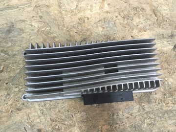AUDI A4 B8 A5 Q5 WZMACNIACZ 8R0035223F