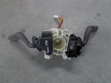 VOLVO V40 - PŘEPÍNAČ KOMBINOVANÝ