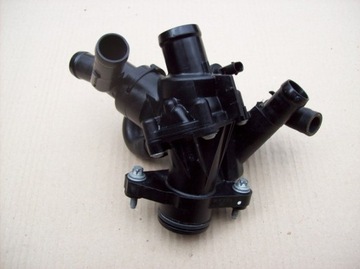 MERCEDES W117 W176 TERMOSTAT A270 CGI A2702000615