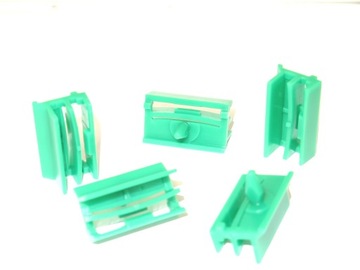 SPINKI KOŁKI KOŁEK LISTWY PROGOWEJ PROGU BMW 5 E60