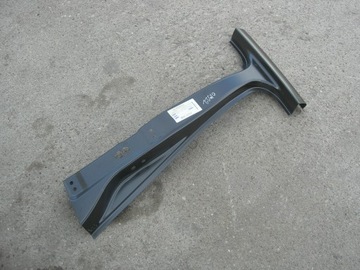 СТОЙКА ЦЕНТРАЛЬНАЯ ПРАВАЯ SKODA OCTAVIA III 5E9809602B