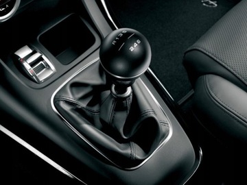 КРЫШКА РЫЧАГА ПЕРЕКЛЮЧЕНИЯ ПЕРЕДАЧ ИЗ ЭКО КОЖИ