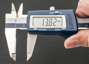 Suwmiarka LIMIT 150 mm elektroniczna 2 baterie 0-150 elektron