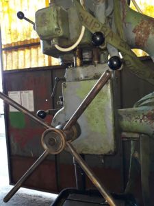 Станок для сверления столбов и колонн