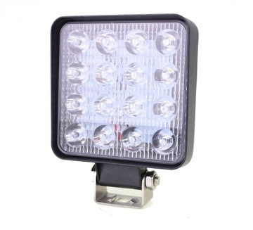 LAMPA LEDOWA ROBOCZA 16 LED 12-24V SZPERACZ HALOGEN CIĄGNIK TRAKTOR LAWETY