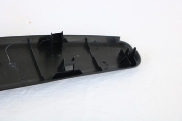 MAZDA 2 KRYT VRSTVA KUFRU D65168930 ,
