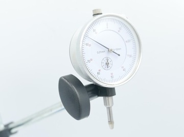 ЦИФРОВОЙ ИНДИКАТОР, СТЕНД ДЛЯ ПРОВЕРКИ БИЕНИЯ ДИСКОВ