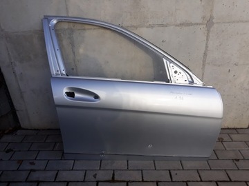 DRZWI PRZOD PRAWE MERCEDES C W204 A2047220210