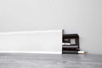 ARBITON INDO плинтус МАТОВЫЙ БЕЛЫЙ 70мм