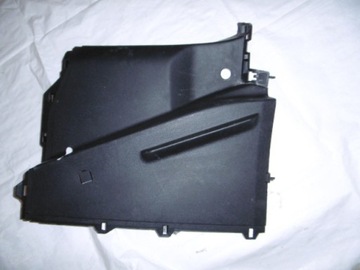 PARTNER III BERLINGO BOCZEK BAGAZNIKA LEWY