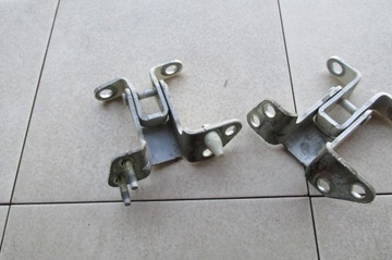 ПЕТЛЯ ЗАДНЕЙ КРЫШКИ, БЕЛАЯ ECOSPORT 2014