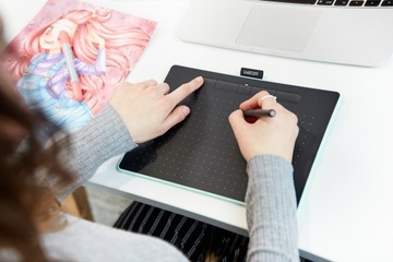 Графический планшет Wacom Intuos Pen Bluetooth M