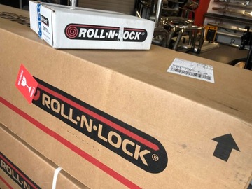 Пакистанская рулонная штора Roll'N'Lock Toyota Hilux 2015 REVO