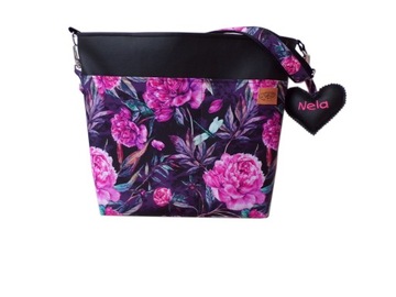 Экологически чистая сумка-органайзер для коляски большой вместимости.