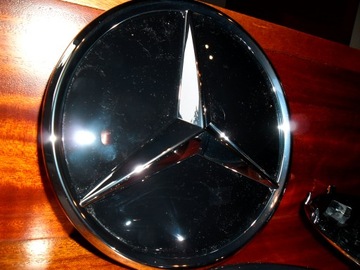 MERCEDES CLA 118 GWIAZDA ZNACZEK EMBLEMAT AMG