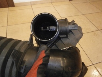 КОРПУС ФИЛЬТРА РАСХОДОМЕР ML W163 2.7 CDI