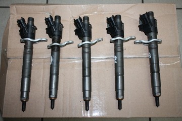 VOLVO V40 V60 V70 S80 XC60 D3 WTRYSKIWACZE WTRYSKI