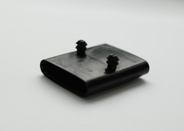 Средняя ручка из эластичной полоски (6).