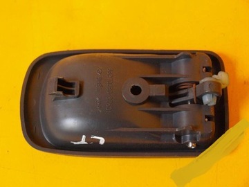 DAIHATSU TERIOS 97-05R KLIKA WEW. ZADNÍ LEVÉ