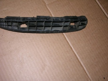 HYUNDAI I20 08-12 VÝZTUHA NÁRAZNÍKU ZADNÍ PRAVÝ
