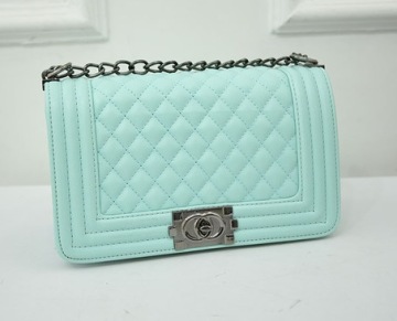 СТЕГАНАЯ СУМКА CHANEL НА ЦЕПИ, ВЫСОКОЕ КАЧЕСТВО, 2 сорт.