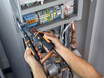 Testo 750-3 Тестер напряжения с ЖК-дисплеем, 24 месяца