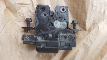 ZAMEK KLAPY BAGAŻNIKA TYŁ Nissan Qashqai J10 06-13