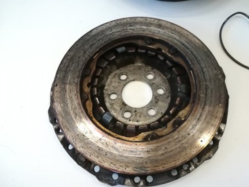 СЦЕПЛЕНИЕ В КОМПЛЕКТЕ DUU 1.6 AUDI A3 8L VW GOLF IV