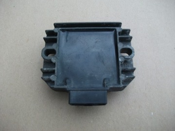 РЕГУЛЯТОР НАПРЯЖЕНИЯ PIAGGIO X-EVO 125