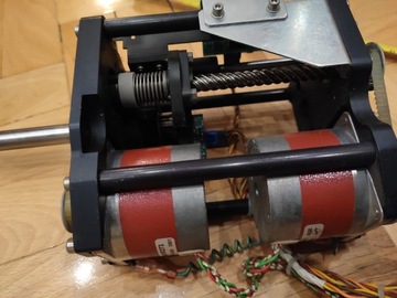 Винтовой привод, поворотная передача