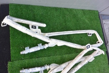 ВОЗДУШНАЯ ЗАВЕСА СПРАВА СЛЕВА MERCEDES W212 СЕДАН