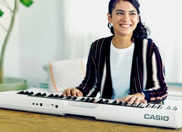 CASIO CT-S200 WE Мобильная клавиатура с подставкой