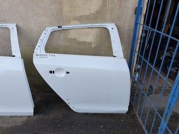DRZWI TYLNE PRAWE VOLVO V60 INNE CZĘSCI