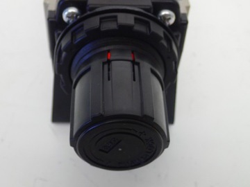 Фильтр с регулятором SMC AW40-F04BE, 0,05 ~ 0,85 МПа