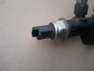 PEUGEOT CITROEN 1,4 1,6 SENZOR PALIVA 9664111780