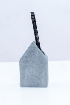 эко Бетонный дом - контейнер для ручек